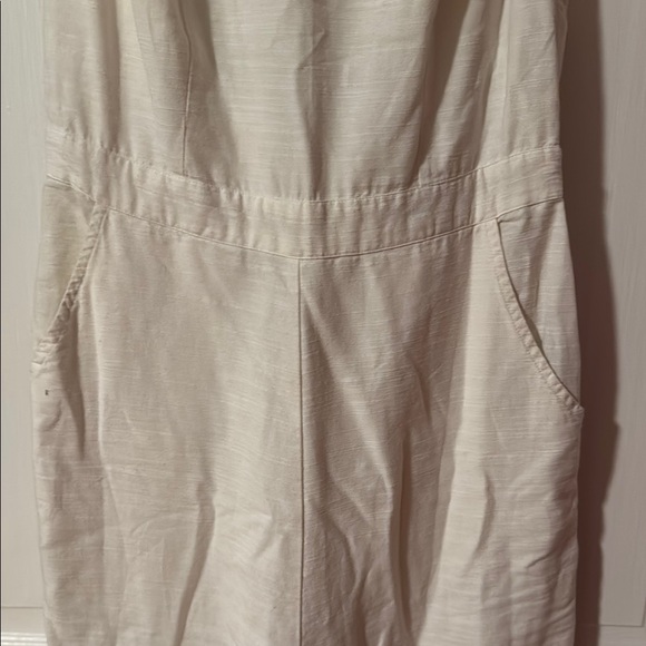 Urban Outfitters Cream Sleeveless Jumpsuit with Eyelet Hem Size S/P 100% cotton - Picture 3 of 11